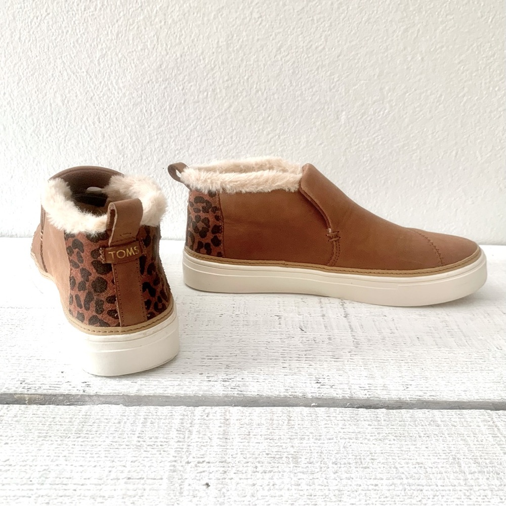 Tom’s Paxton Suede Chukka Shoes